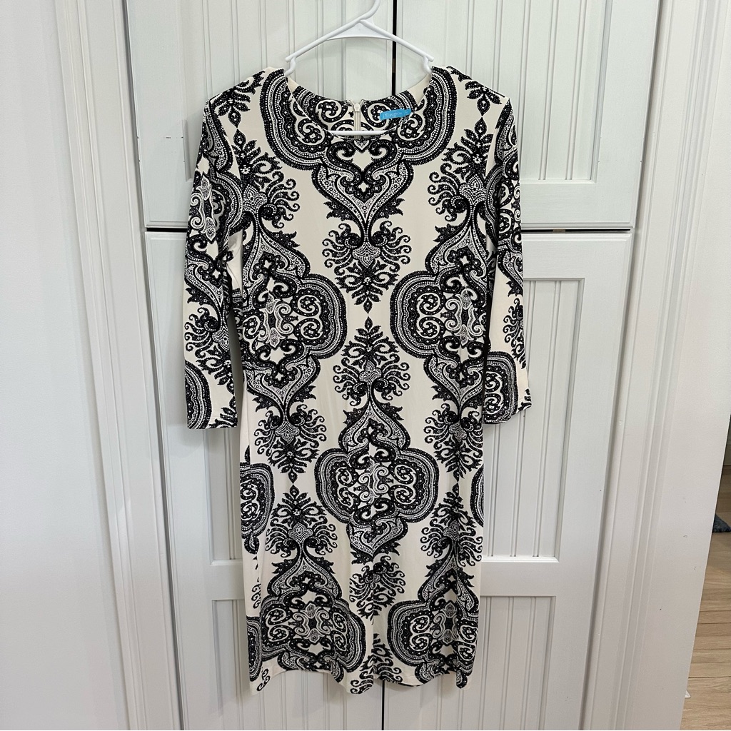 J. Mclaughlin Sophia Paisley Printed Sheath Dress In Size M